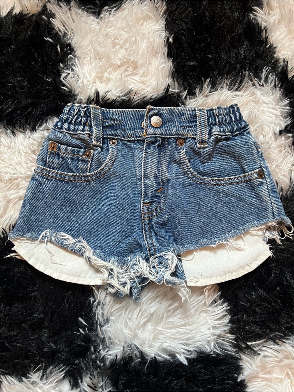 Levi's Blue Denim Kids Jeans with Contrast Stitching
